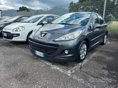 Usata Peugeot 207 68 CV (50 kW) 2012 Grigio Berlina
