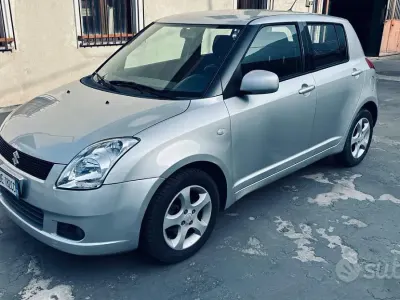 Usata Suzuki Swift GL 92 CV (67 kW) 2007 Grigio Utilitaria