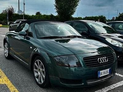 Usata Audi TT Roadster 180 CV (132 kW) 1999 Verde Cabrio
