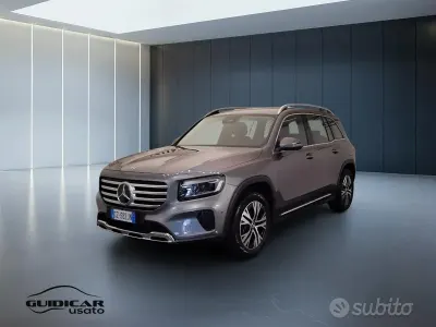 Usata Mercedes GLB180 Advanced 116 CV (85 kW) 2025 Grigio SUV