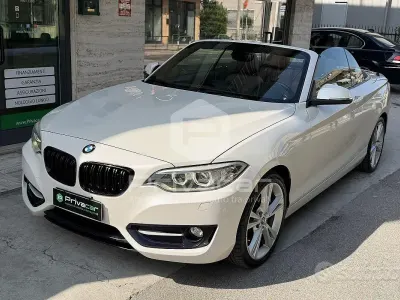 Usata BMW 220 Sport Line 190 CV (139 kW) 2015 Bianco Cabrio