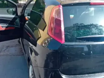 Usata Fiat Grande Punto Dynamic 75 CV (55 kW) 2005 Nero Utilitaria