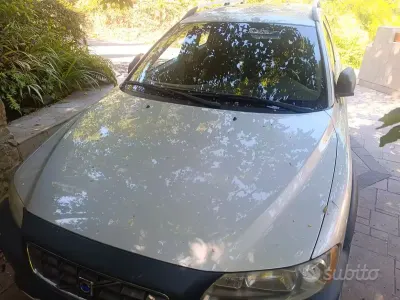 Usata Volvo XC70 163 CV (119 kW) 2004 Grigio Station wagon