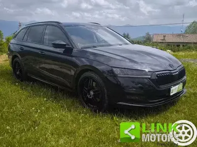 Usata Skoda Octavia Executive 150 CV (110 kW) 2021 Nero Station wagon