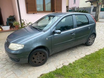 usata Fiat Punto 1200 anno 2004