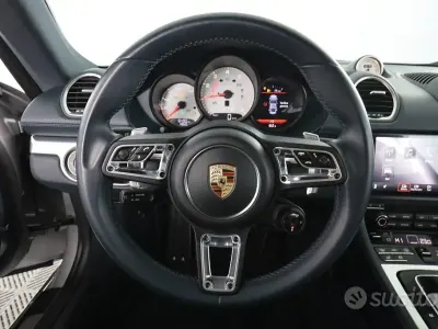 Usata Porsche 718 Cayman 299 CV (219 kW) 2025 Grigio Coupé