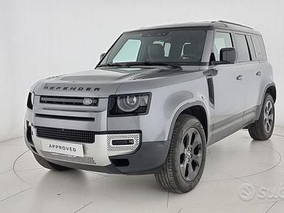 Usata Land Rover Defender SE 249 CV (183 kW) 2023 Grigio SUV