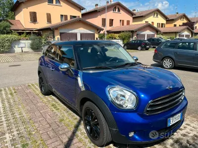 Usata Mini Cooper D 111 CV (81 kW) 2014 Blu Utilitaria