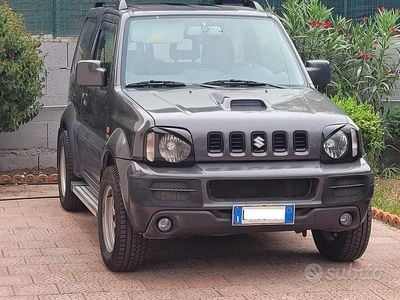 Marrone Usata 2009 Suzuki Jimny SUV | 10.000 € (Buon prezzo)