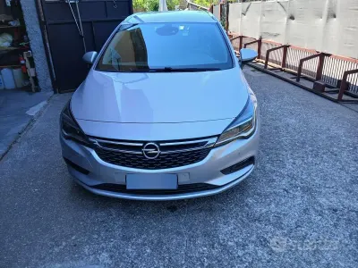Usata Opel Astra 110 CV (80 kW) 2016 Grigio Station wagon