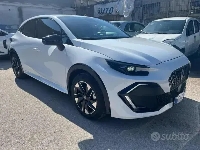 Nuova Renault Clio V Techno 120 CV (88 kW) 2026 Berlina