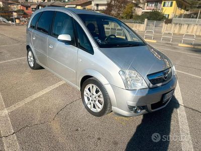Usata Opel Meriva 2007 Grigio Monovolume