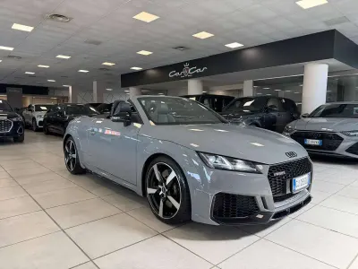 Usata Audi TT Roadster 400 CV (294 kW) 2022 Grigio Cabrio