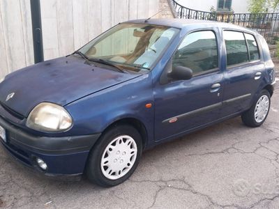 Renault Clio II