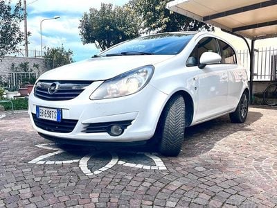 Usata Opel Corsa 80 CV (58 kW) 2008 Bianco Utilitaria