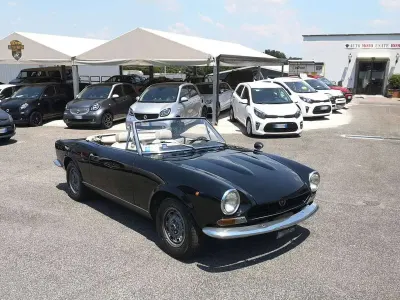 Usata Fiat 124 Spider Sport 111 CV (81 kW) 1970 Nero Cabrio