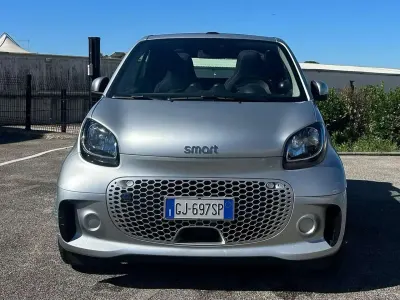 Usata Smart ForTwo Electric Drive Passion 41 kW (56 CV) 2022 Argento Cabrio