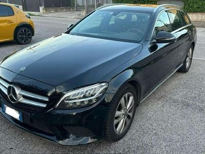 Usata Mercedes C200 Premium 160 CV (117 kW) 2019 Nero Station wagon