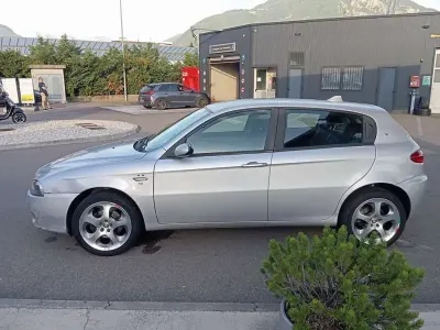 Usata Alfa Romeo 147 Distinctive 120 CV (88 kW) 2008 Utilitaria