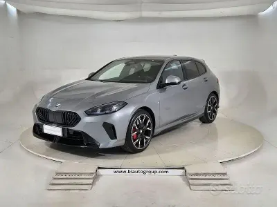 Usata BMW 120 Performance 163 CV (119 kW) 2025 Grigio Utilitaria