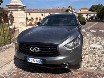 Usata Infiniti QX70 Premium 238 CV (175 kW) 2016 Grigio SUV
