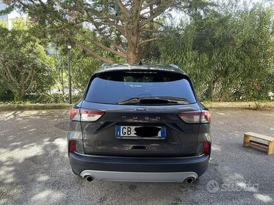 Begagnad Ford Kuga Titanium 120 HK (88 kW) 2020 Grå SUV