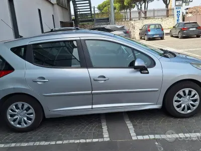 Usata Peugeot 207 73 CV (53 kW) 2012 Grigio Station wagon