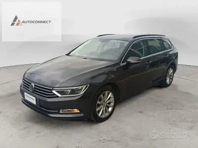 Usata VW Passat 120 CV (88 kW) 2018 Grigio Station wagon