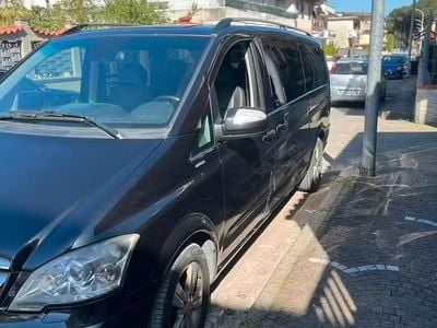 Begagnad Mercedes Viano 2011 Svart Minibuss