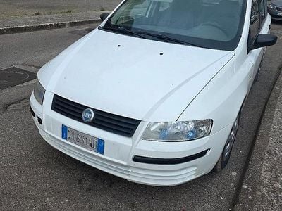 Occasion Fiat Stilo 80 ch (58 kW) 2003 Blanc Break