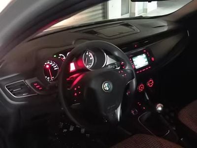 Usata Alfa Romeo Giulietta 120 CV (88 kW) 2014 Grigio Utilitaria