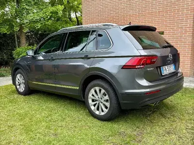 Gebraucht VW Tiguan 116 PS (85 kW) 2018 Grau SUV