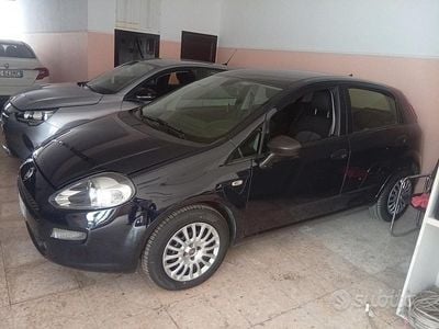 Usata Fiat Punto Street 95 CV (69 kW) 2018 Blu Utilitaria
