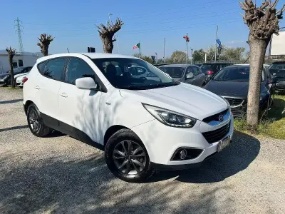 Usata Hyundai ix35 Comfort 114 CV (83 kW) 2015 Bianco SUV