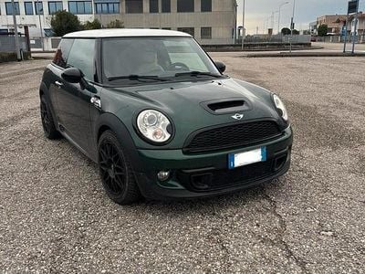 Usata Mini John Cooper Works 211 CV (155 kW) 2011 Verde Utilitaria