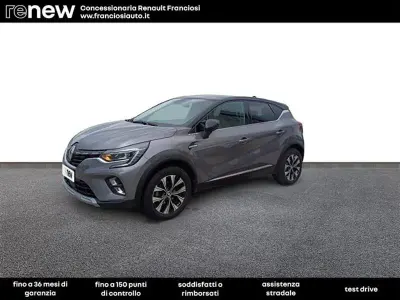 Occasion Renault Captur Techno 91 ch (66 kW) 2023 Gris SUV