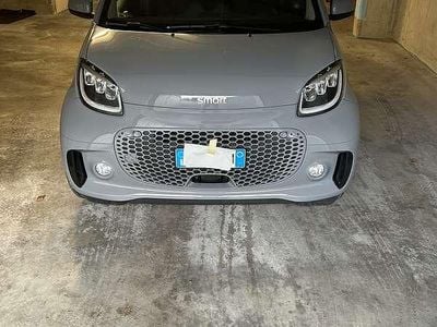 Usata Smart ForTwo Coupé 61 kW (84 CV) 2021 Grigio Utilitaria
