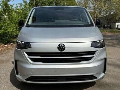 Usata VW Caravelle 150 CV (110 kW) 2025 Argento Furgone