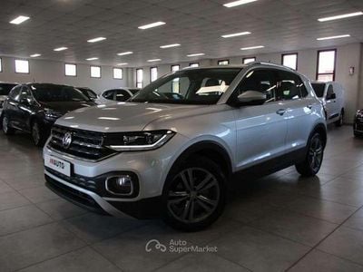 Usata VW T-Cross Advance 95 CV (69 kW) 2019 Argento SUV