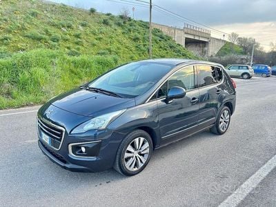 Usata Peugeot 3008 Active 115 CV (84 kW) 2014 Blu/azzurro Station wagon