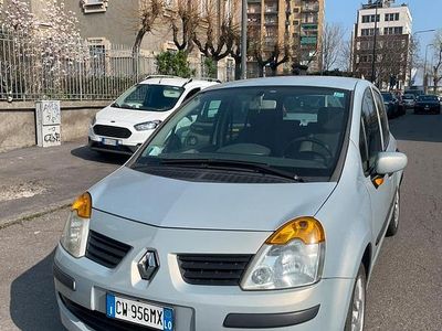 Usata Renault Modus 2005 Grigio Monovolume