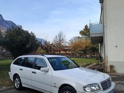Usata Mercedes C200 102 CV (75 kW) 1999 Station wagon