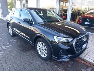 Usata Audi Q3 Sportback Business Plus 150 CV (110 kW) 2024 Nero SUV