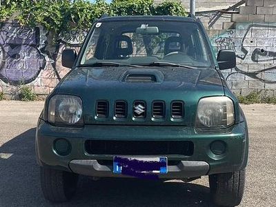 Usata Suzuki Jimny 86 CV (63 kW) 2005 Verde SUV