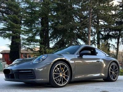 Usata Porsche 911 Carrera 385 CV (283 kW) 2021 Grigio scuro Coupé