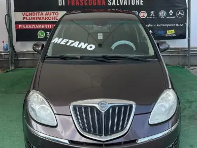 Gebraucht Lancia Musa 95 PS (69 kW) 2010 Braun Van / Kleinbus