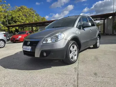 Usata Fiat Sedici Dynamic 120 CV (88 kW) 2007 Grigio SUV