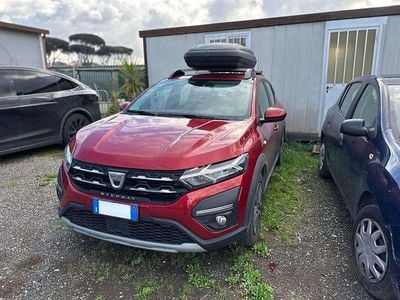 Usata Dacia Sandero Essentiel 101 CV (74 kW) 2022 Rosso Berlina