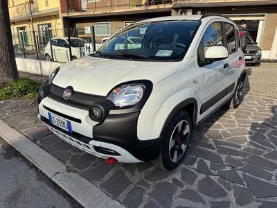 Usata Fiat Panda Cross Cross 70 CV (51 kW) 2024 Bianco Utilitaria