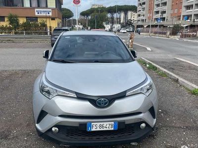 usata Toyota C-HR 1.8h Lounge 2wd e-cvt